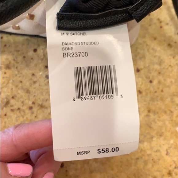 Betsey Johnson small handbag - Picture 3 of 5